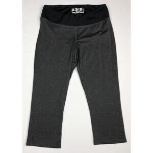 New Balance Capri Leggings Women Small Gray Black Cropped Lightening Dry Feature